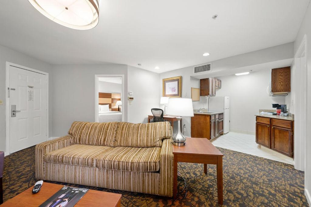The 505 Collection Buckhead Hotel Атланта Екстериор снимка